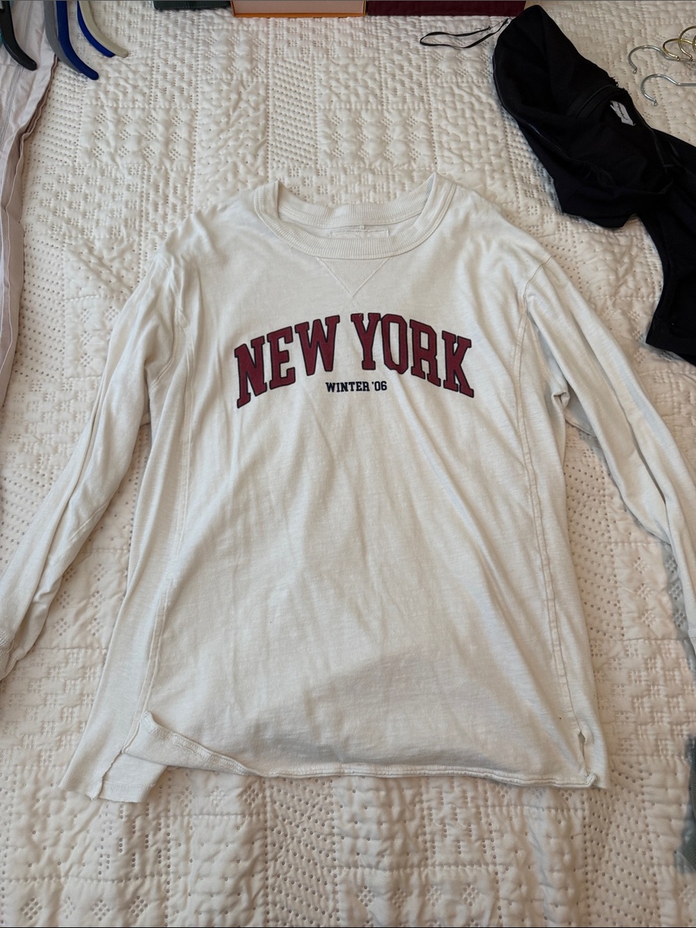 Aerie Cream "New York" Long Sleeve Graphic Tee